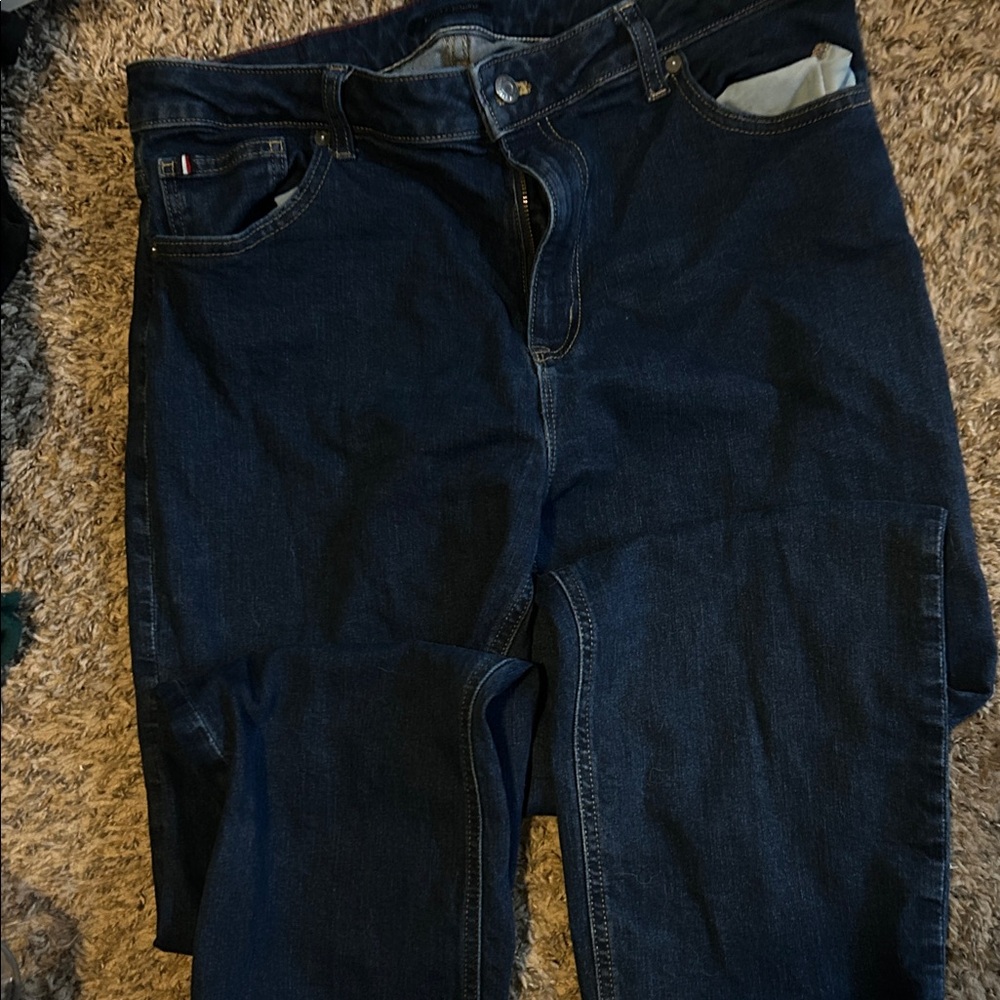 Tommy Hilfiger Women's Dark Blue Straight Leg Jeans